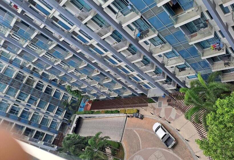 شقة غرفة نوم واحدة مزودة بشُرفة, Mrmcondotel