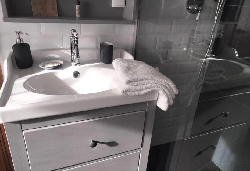 חדר סטנדרט עם מיטת קינג, Grand Rive