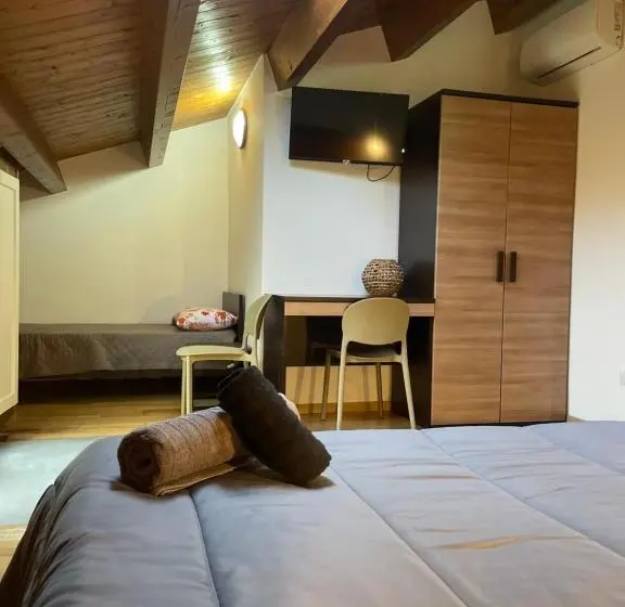 Standard Kolmen Hengen Huone, Il Vicoletto Guest House