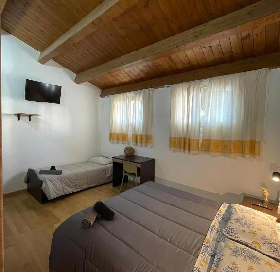 Номер Стандарт Трехместный, Il Vicoletto Guest House
