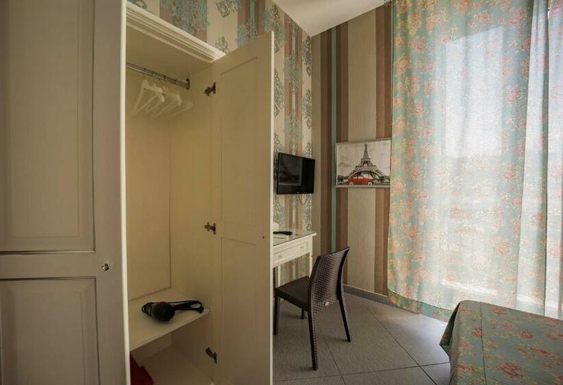 اتاق سوپریور, New Sayonara