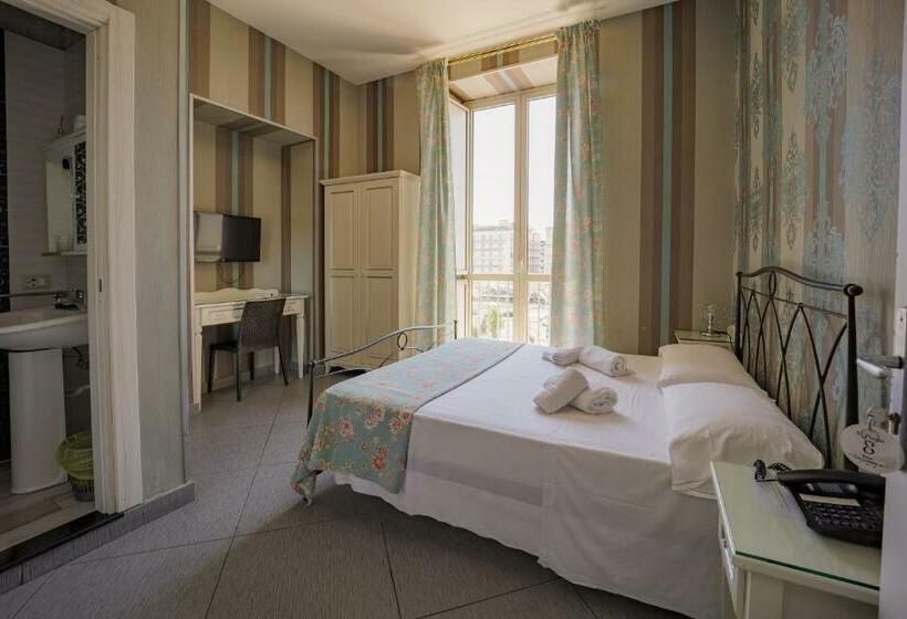 اتاق سوپریور, New Sayonara