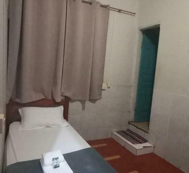 اتاق استاندارد یک نفره, Cuiabá