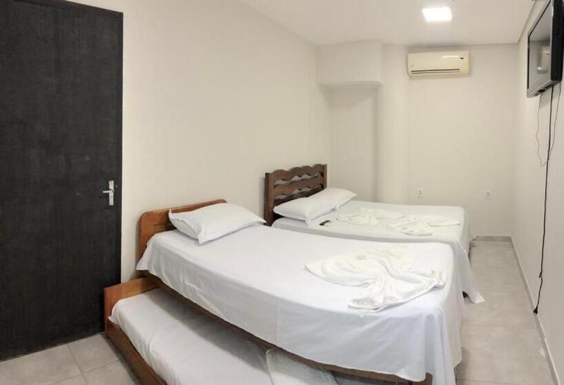 اتاق استاندارد چهار تخته, Cuiabá
