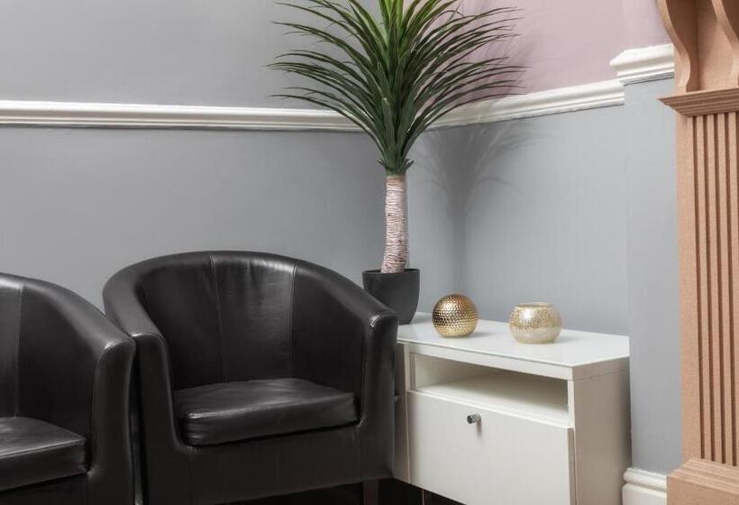 חדר סטנדרט לארבעה, City Centre Large Luxury Rooms Free Parking