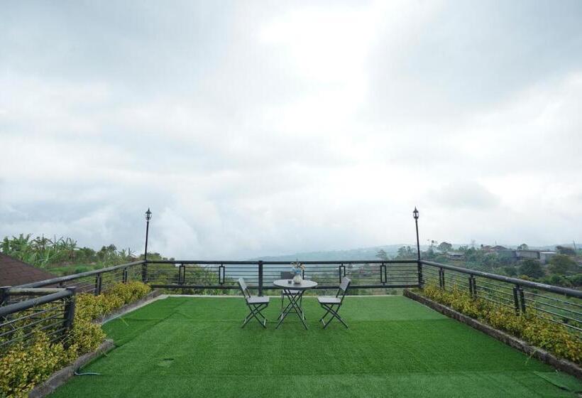 סוויטה נוף לבריכה, Shankara Munduk Bali