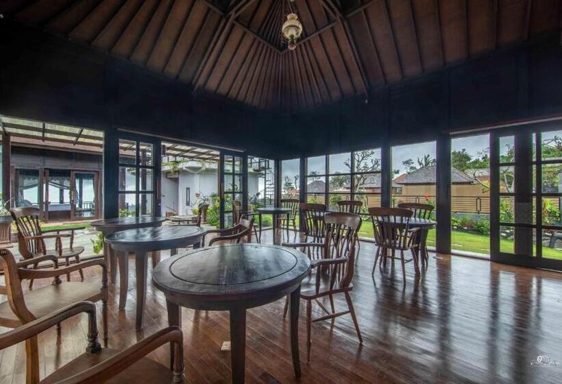 סוויטה נוף לבריכה, Shankara Munduk Bali