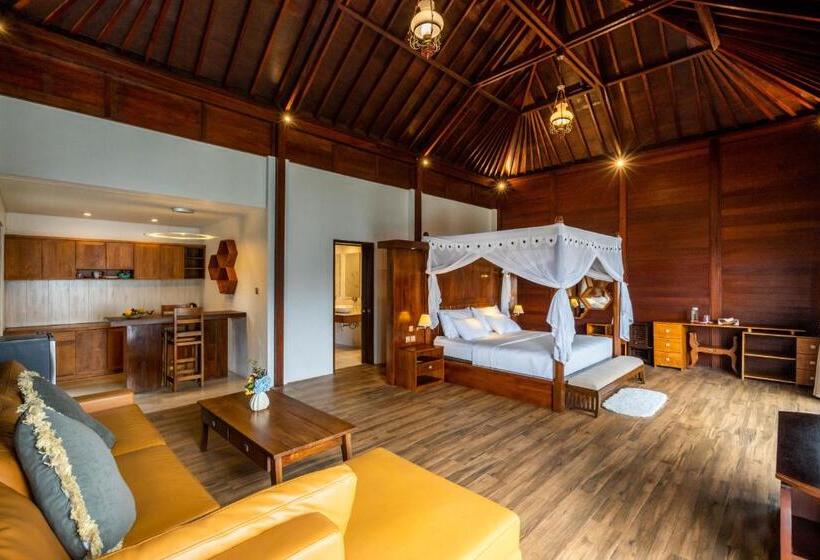 חדר אקזקיוטיב נוף לבריכה, Shankara Munduk Bali