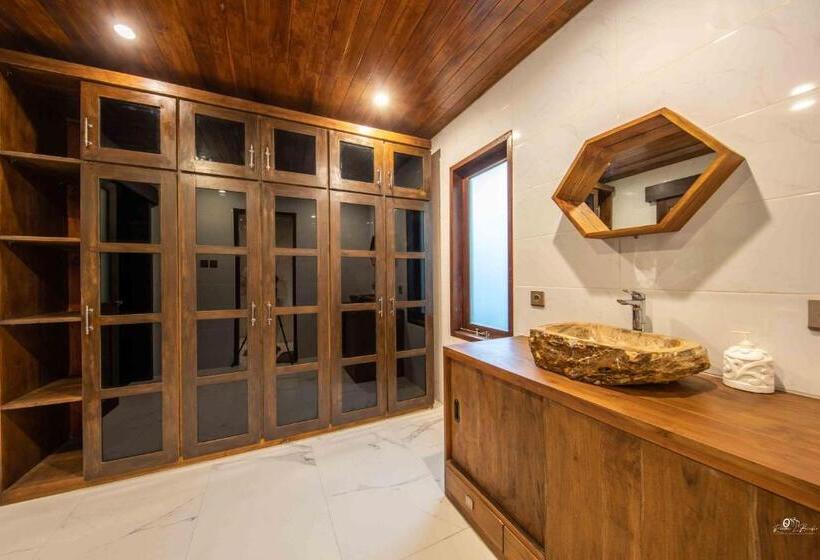 סוויטה עם נוף, Shankara Munduk Bali