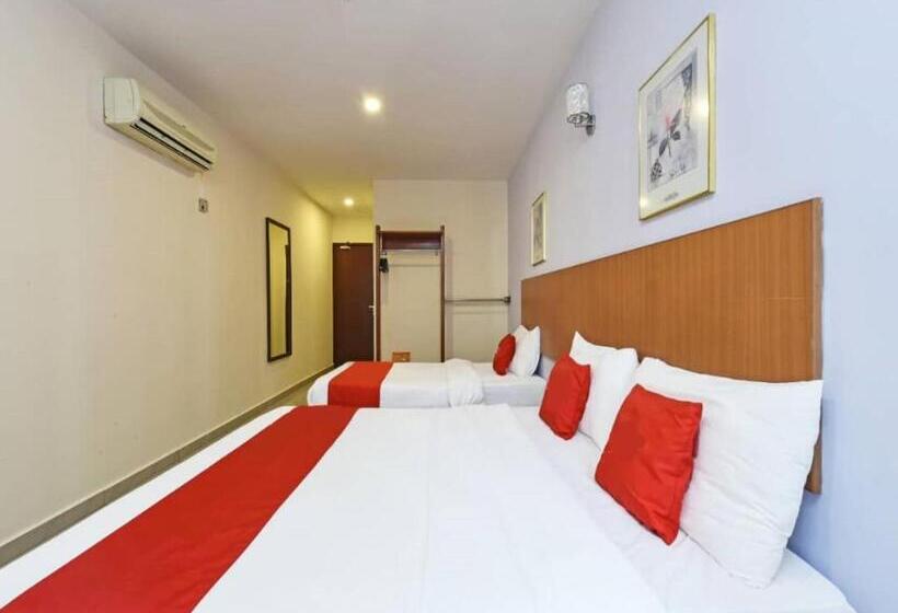 Habitació Triple Estàndard, Mrc Hotel Melaka Raya