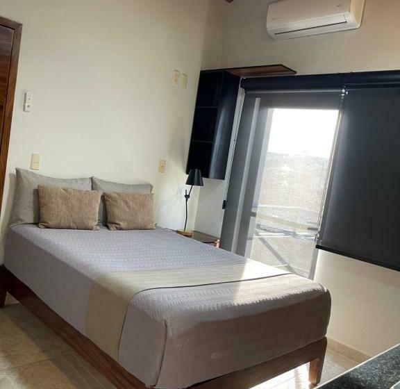 חדר סטנדרט, Ng