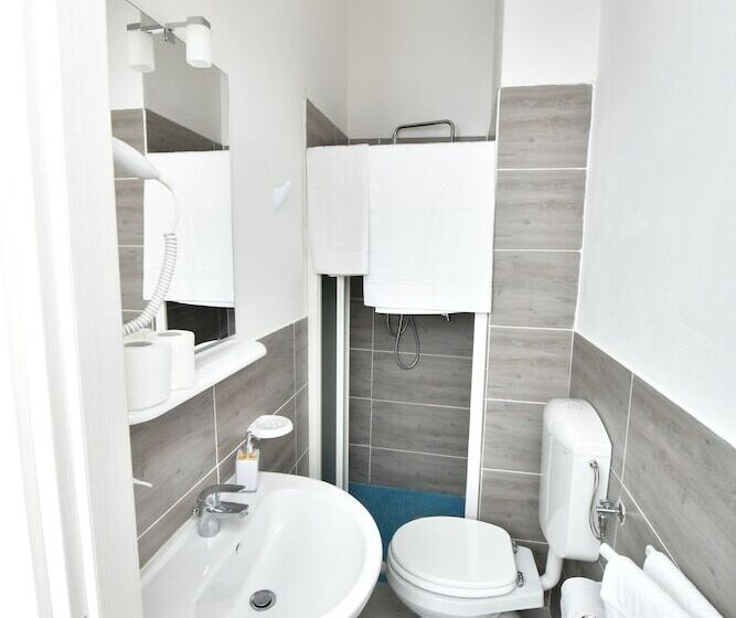 غرفة قياسية, A San Lazzaro Rooms