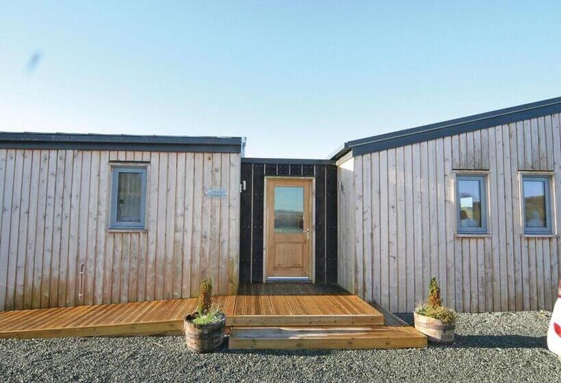 Дом 2 Спальни, Castle Pren Lodges