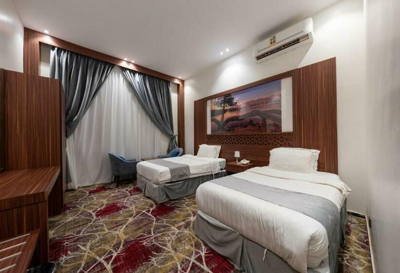 سوییت خانوادگی, Crown Towers For Hotel Suites