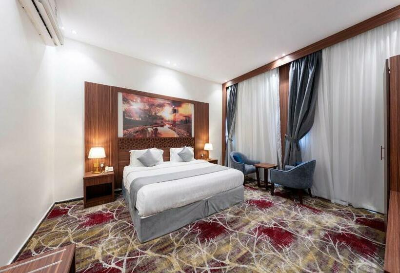 سوییت خانوادگی, Crown Towers For Hotel Suites