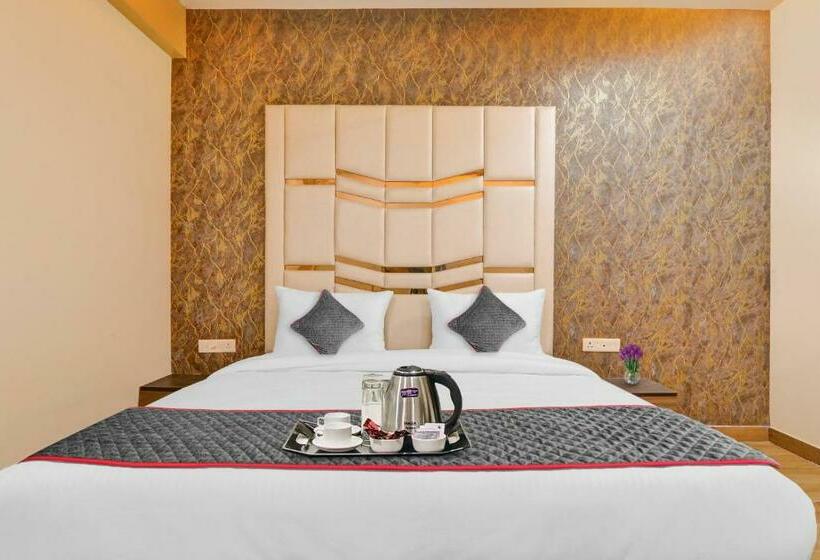 غرفة كلاسيكية ثلاثية, Blueline