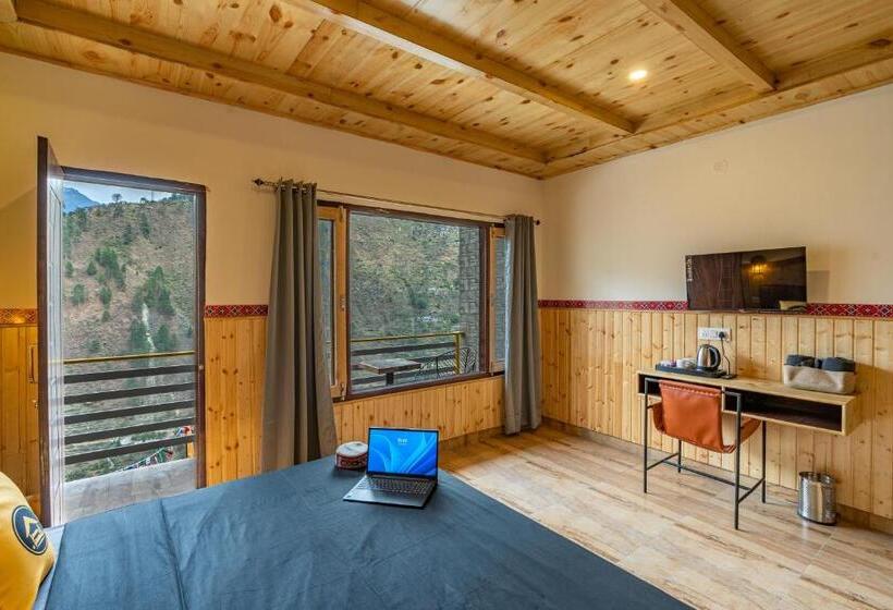 带阳台的豪华间, The Hosteller Tirthan Valley