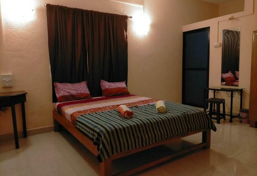 חדר סטנדרט עם מרפסת, Silent Valley Nest