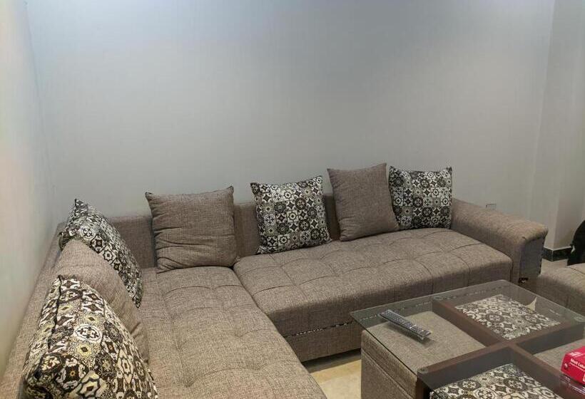 اتاق لوکس, Sunrise Guest House E 11/2 Islamabad
