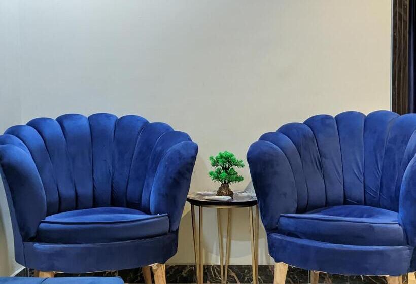 اتاق لوکس, Sunrise Guest House E 11/2 Islamabad