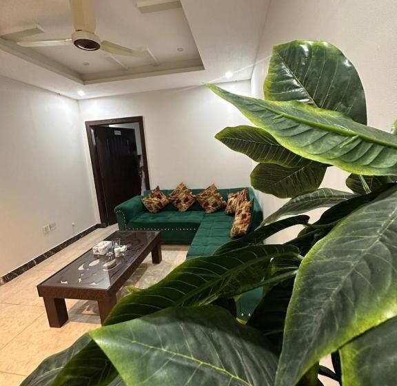آپارتمان 1 خوابه, Sunrise Guest House E 11/2 Islamabad