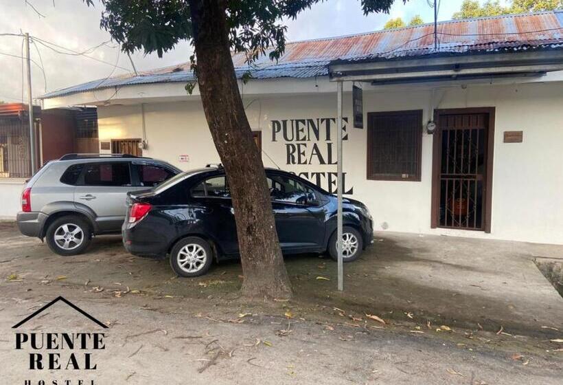 带共用浴室的标准房间, Puente Real Hostel