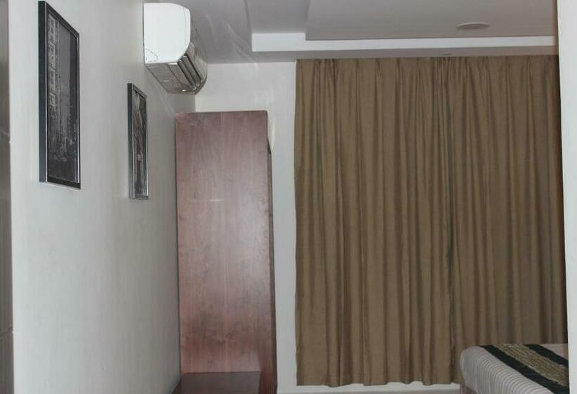 اتاق لوکس, Delta Hotel Suites