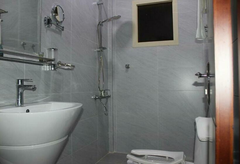 اتاق لوکس, Delta Hotel Suites