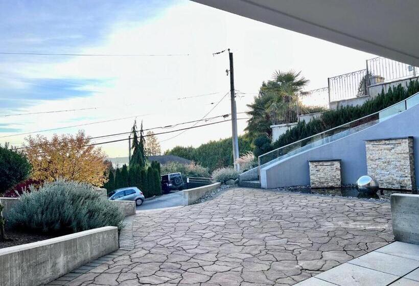 스탠다드 스튜디오 킹침대, Kia Oceanview Property