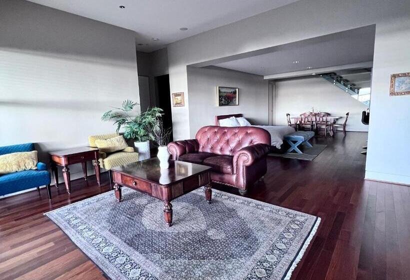 Люкс Deluxe Кровать Кинг, Kia Oceanview Property