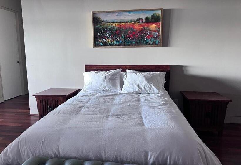 디럭스 스위트 킹 침대, Kia Oceanview Property