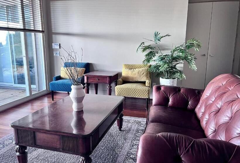 디럭스 스위트 킹 침대, Kia Oceanview Property