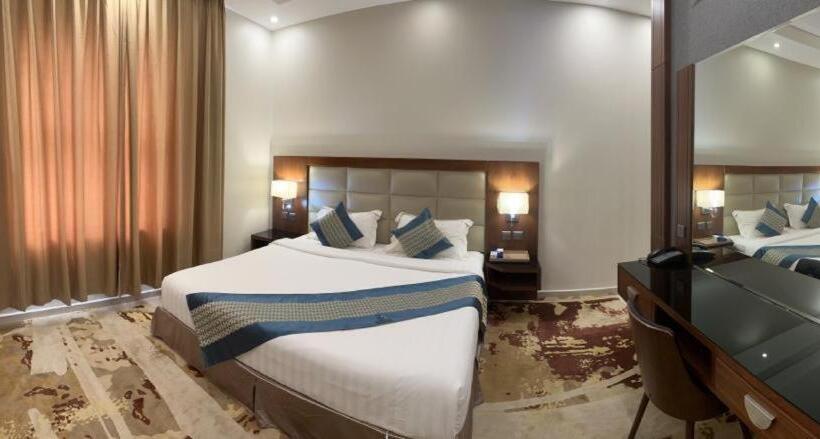 Deluxe Suite King Bed, Delta Hotel Suites