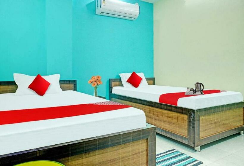 חדר קלאסי לשלושה, Flagship Raushni Guest House