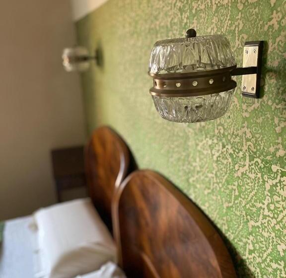 غرفة قياسية رباعية, Monna Terra B&b