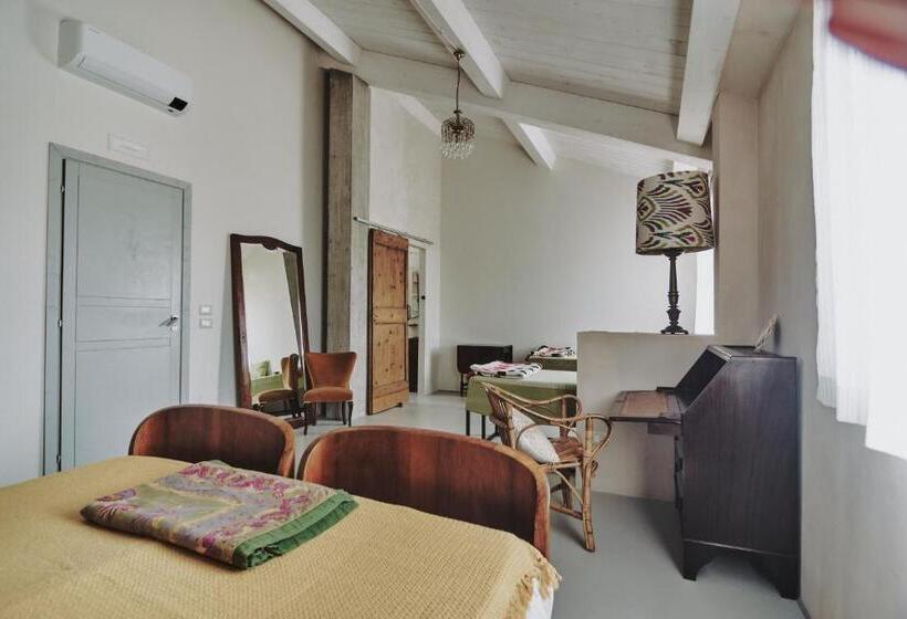 غرفة قياسية رباعية, Monna Terra B&b