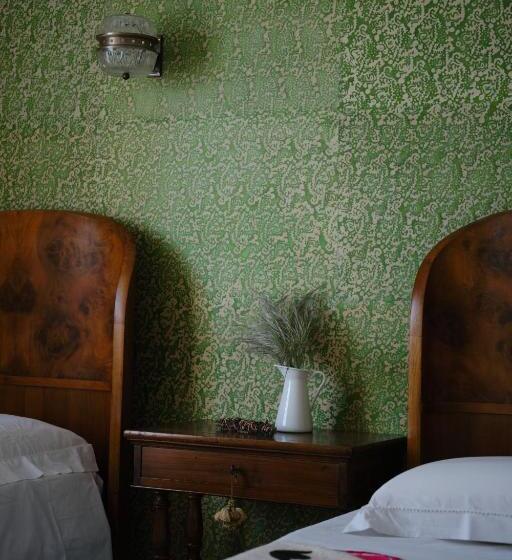 غرفة قياسية رباعية, Monna Terra B&b