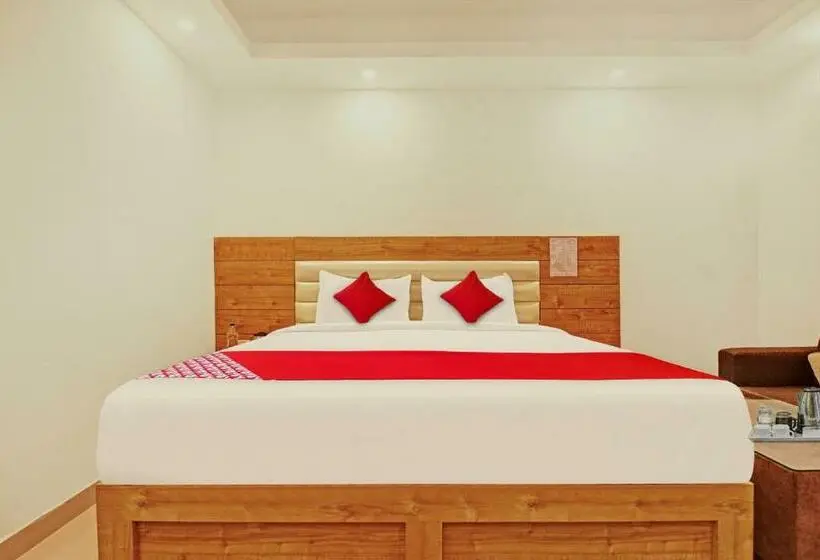 اتاق استاندارد, Aura Hotel Rajdhani Residency