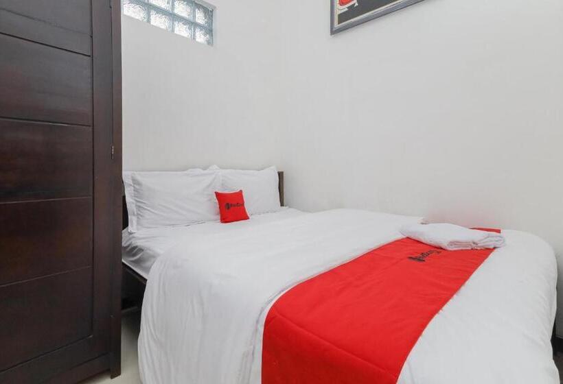 Номер Стандарт, Reddoorz Syariah Near Universitas Jember
