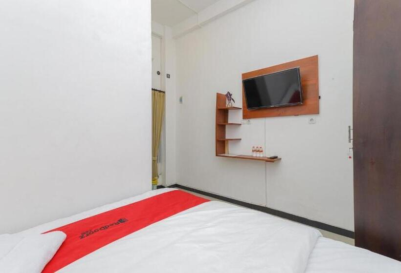 اتاق اکونومی, Reddoorz Syariah Near Universitas Jember