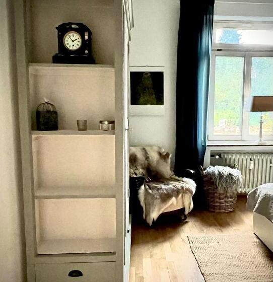 标准间, Im Alten Pastorat