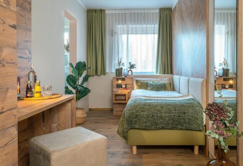 标准单人间, Feinheit Hotel & Restaurant, Tor Zu Hunsrück Und Mittelrhein!