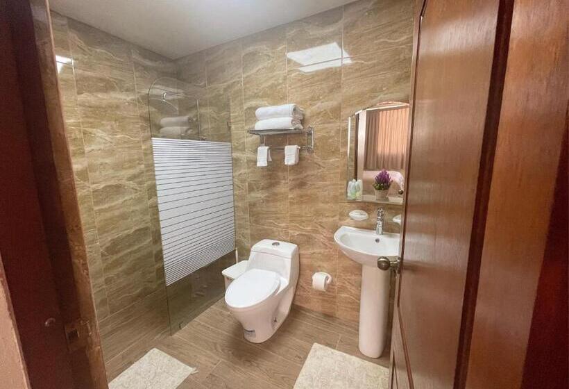 سوییت جونیور, Casa Libertad