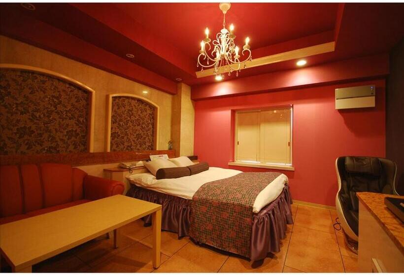 이코노미 룸, K S Mine