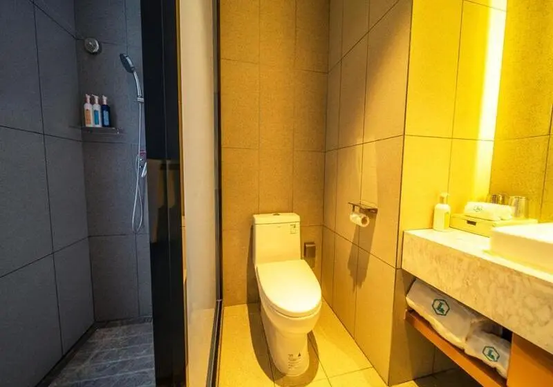 スタンダード４人部屋, Lanou Hotel Longkou Boshang Shopping Plaza