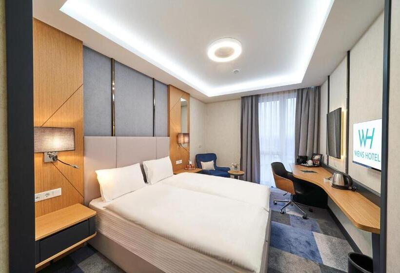 חדר סופריור, Wens