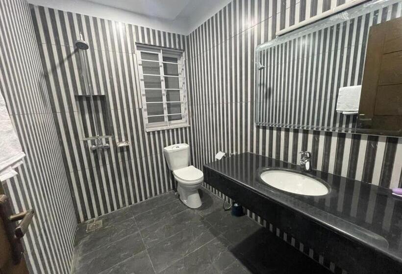 带3个卧室的公寓, Luxurious Living In Heart Of Islamabad