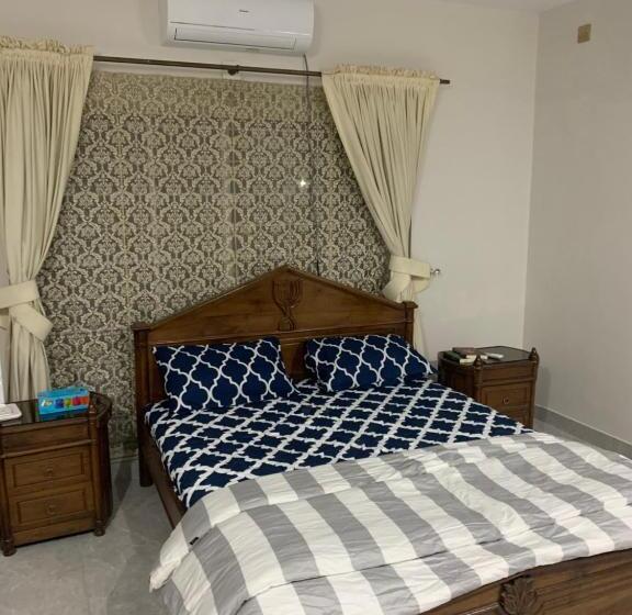 带3个卧室的公寓, Luxurious Living In Heart Of Islamabad