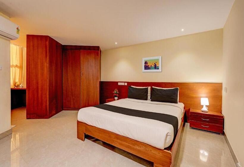 Habitació Estàndard, O V3r Residency