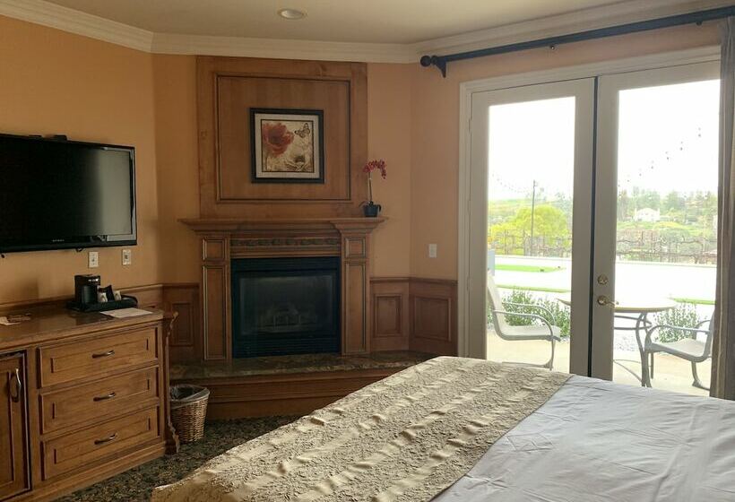 キングサイズベッドのスタンダードルーム, Churon Inn Winery